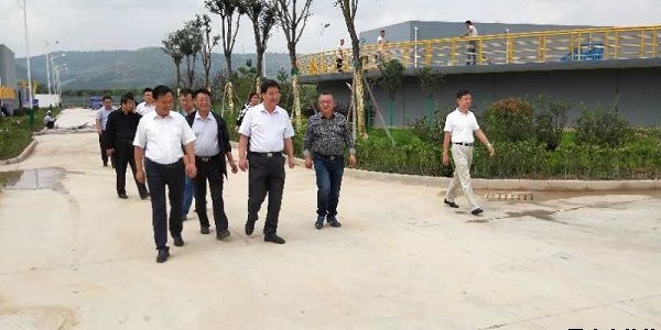 市人大常委會(huì)黨組副書(shū)記、副主任樊文浩一行調(diào)研泓源公司項(xiàng)目建設(shè)情況(圖3)