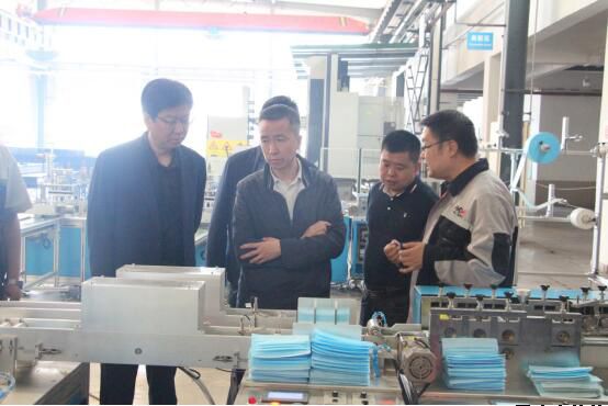 省工信廳督導(dǎo)調(diào)研甘肅泓盛達科技有限責(zé)任公司生產(chǎn)經(jīng)營及項目建設(shè)情況(圖2) 省工信廳督導(dǎo)調(diào)研甘肅泓盛達科技有限責(zé)任公司生產(chǎn)經(jīng)營及項目建設(shè)情況(圖2)