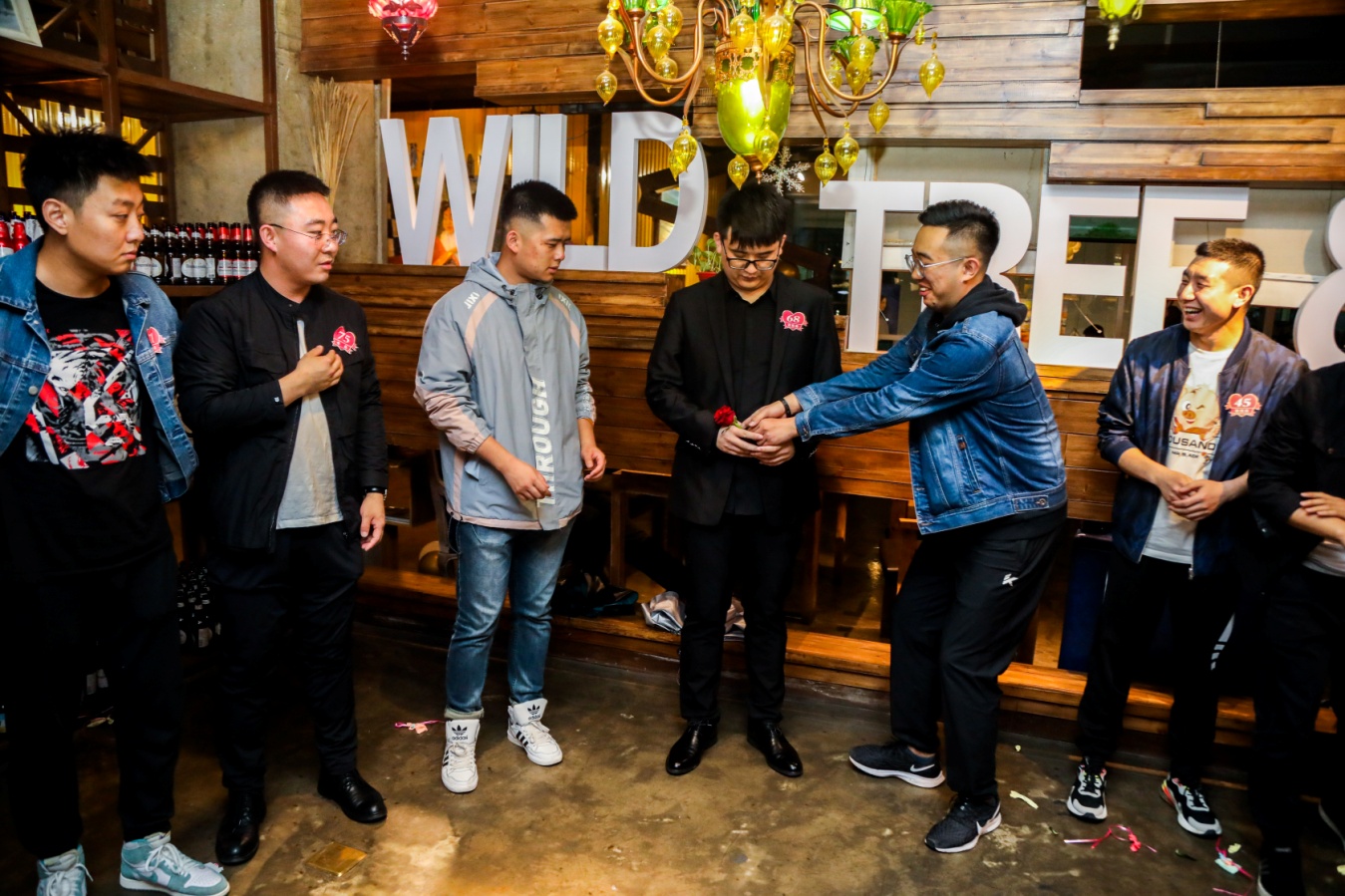 泓源公司舉辦“情定七夕·緣來是你”政銀企青年聯(lián)誼活動(圖10) 泓源公司舉辦“情定七夕·緣來是你”政銀企青年聯(lián)誼活動(圖10)