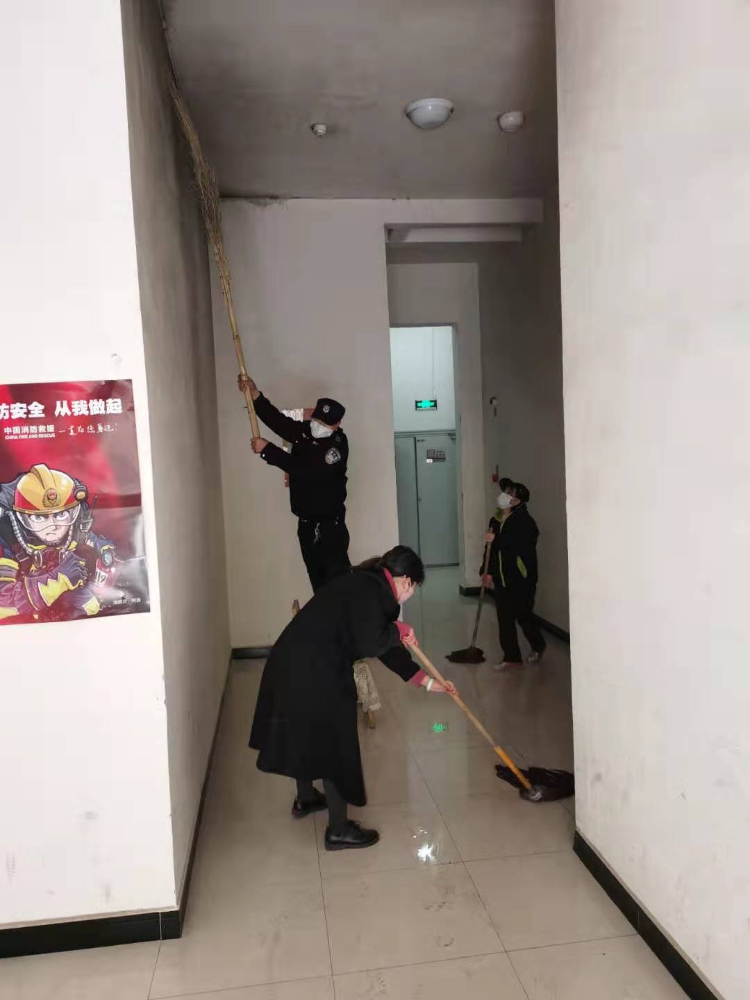 物業(yè)公司研究安排新型冠狀病毒感染的肺炎疫情防控措施(圖2) 物業(yè)公司研究安排新型冠狀病毒感染的肺炎疫情防控措施(圖2)