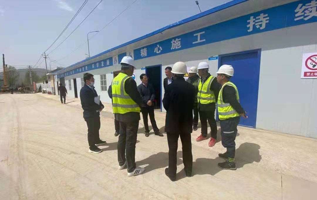 泓源公司對(duì)重點(diǎn)建設(shè)項(xiàng)目進(jìn)行質(zhì)量安全檢查(圖3) 泓源公司對(duì)重點(diǎn)建設(shè)項(xiàng)目進(jìn)行質(zhì)量安全檢查(圖3)