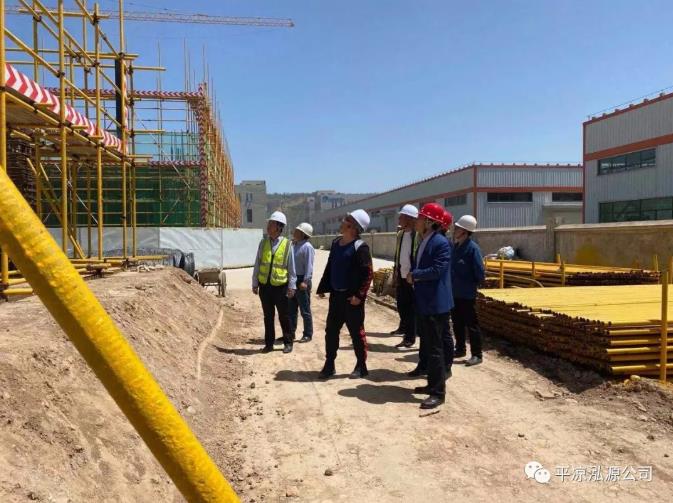 市工程質(zhì)量服務(wù)中心對中小企業(yè)孵化基地項(xiàng)目(三期)A區(qū)進(jìn)行專項(xiàng)檢查(圖2) 市工程質(zhì)量服務(wù)中心對中小企業(yè)孵化基地項(xiàng)目(三期)A區(qū)進(jìn)行專項(xiàng)檢查(圖2)