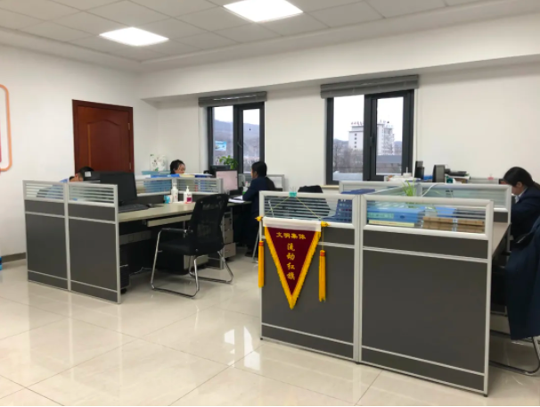 文明創(chuàng)建我先行——市產(chǎn)投集團(tuán)積極組織參加全市志愿服務(wù)集中示范活動(dòng)(圖5) 文明創(chuàng)建我先行——市產(chǎn)投集團(tuán)積極組織參加全市志愿服務(wù)集中示范活動(dòng)(圖5)