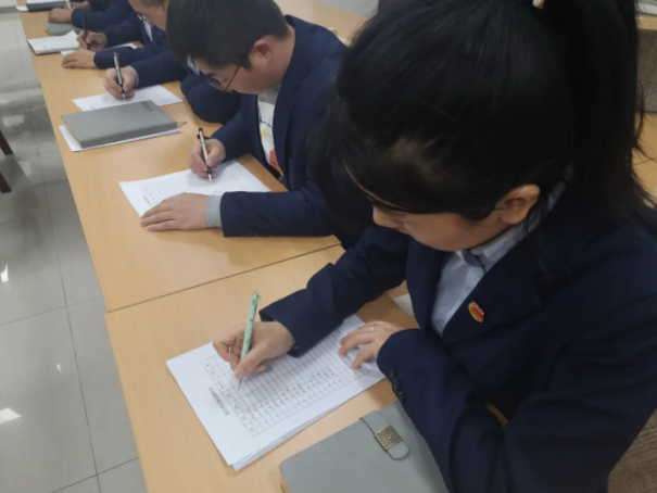 市產(chǎn)投集團團委召開2021年度專題組織生活會(圖4) 市產(chǎn)投集團團委召開2021年度專題組織生活會(圖4)